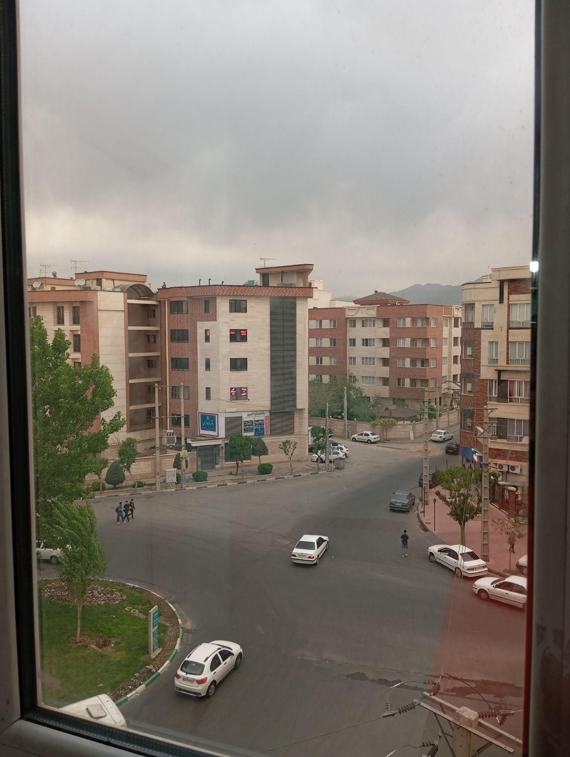 اجاره اتاق در کلینیک زیبایی ۱۲ متر|اجارهٔ دفتر کار، اتاق اداری، مطب|کرج, شهرک بنفشه|دیوار