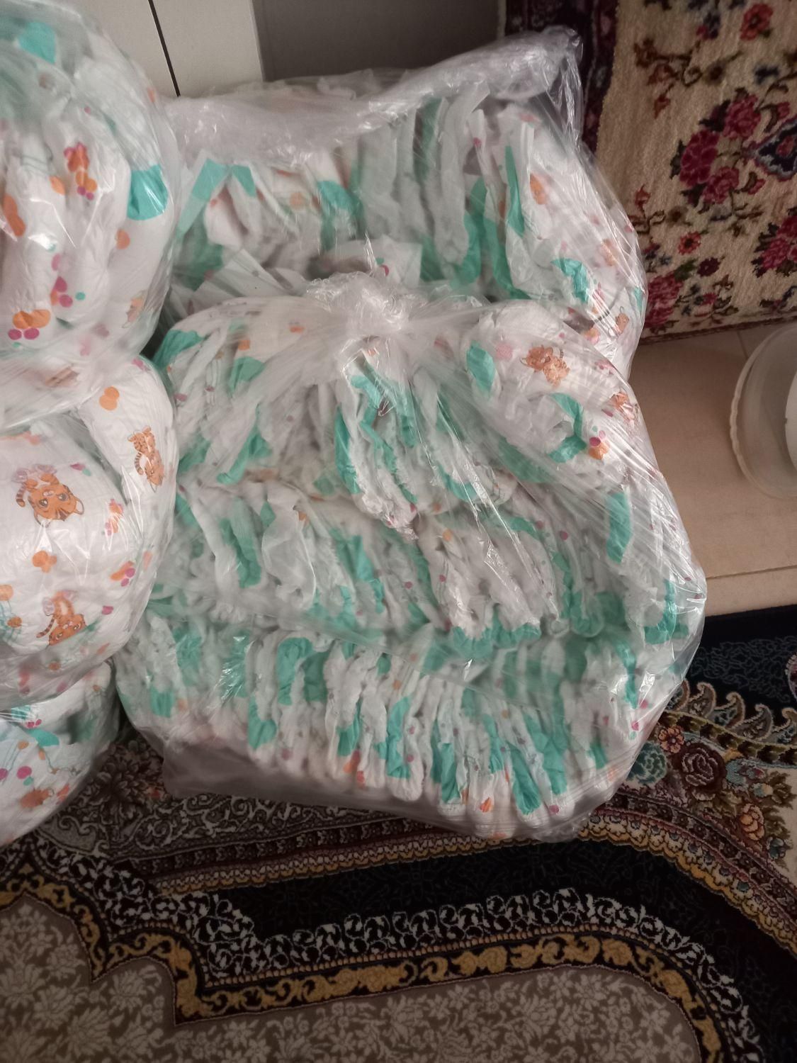 پوشاک کالمرز|اسباب و اثاث بچه|همدان, |دیوار