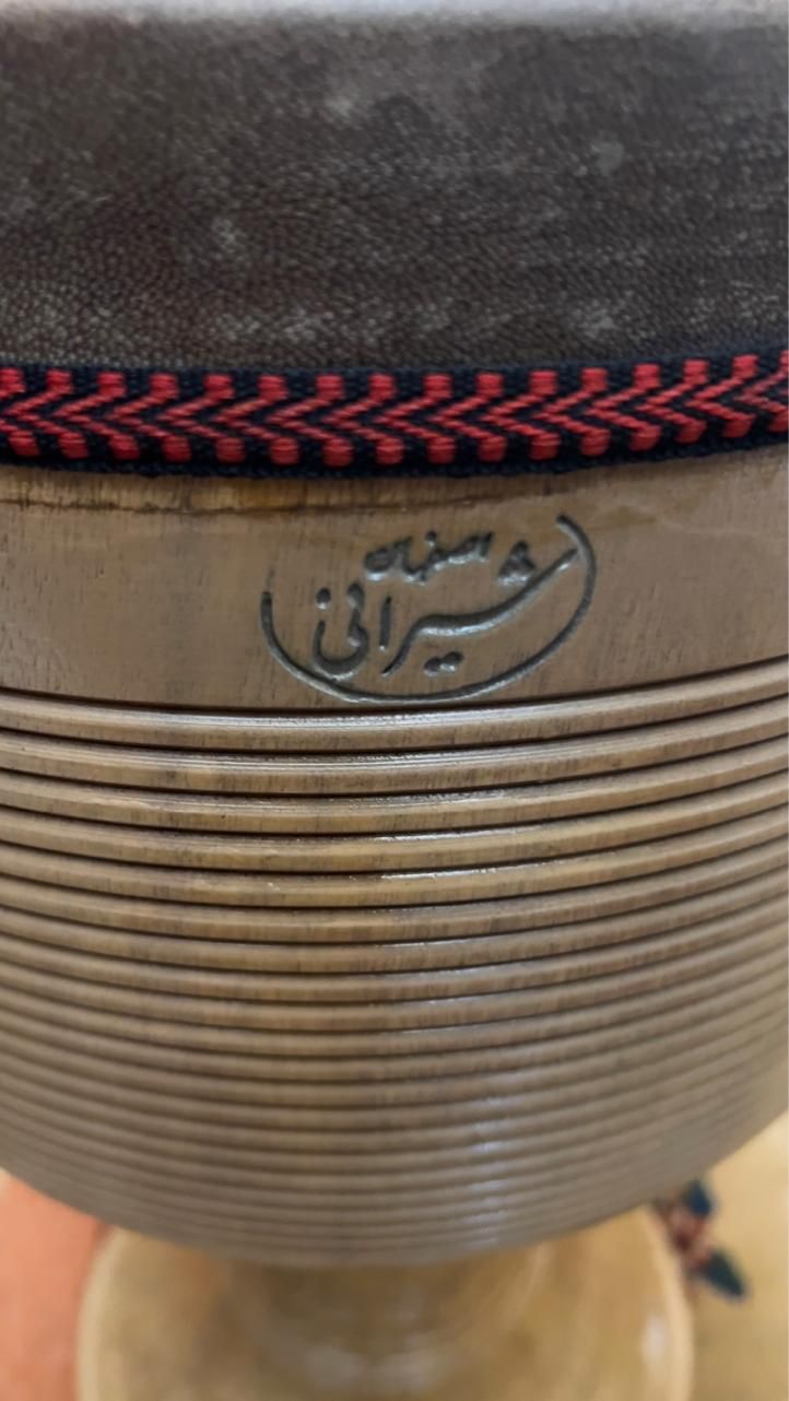 تنبک شیرانی تک مهر دهنه ۲۶ سانت|سازهای سنتی|اصفهان, آبشار|دیوار