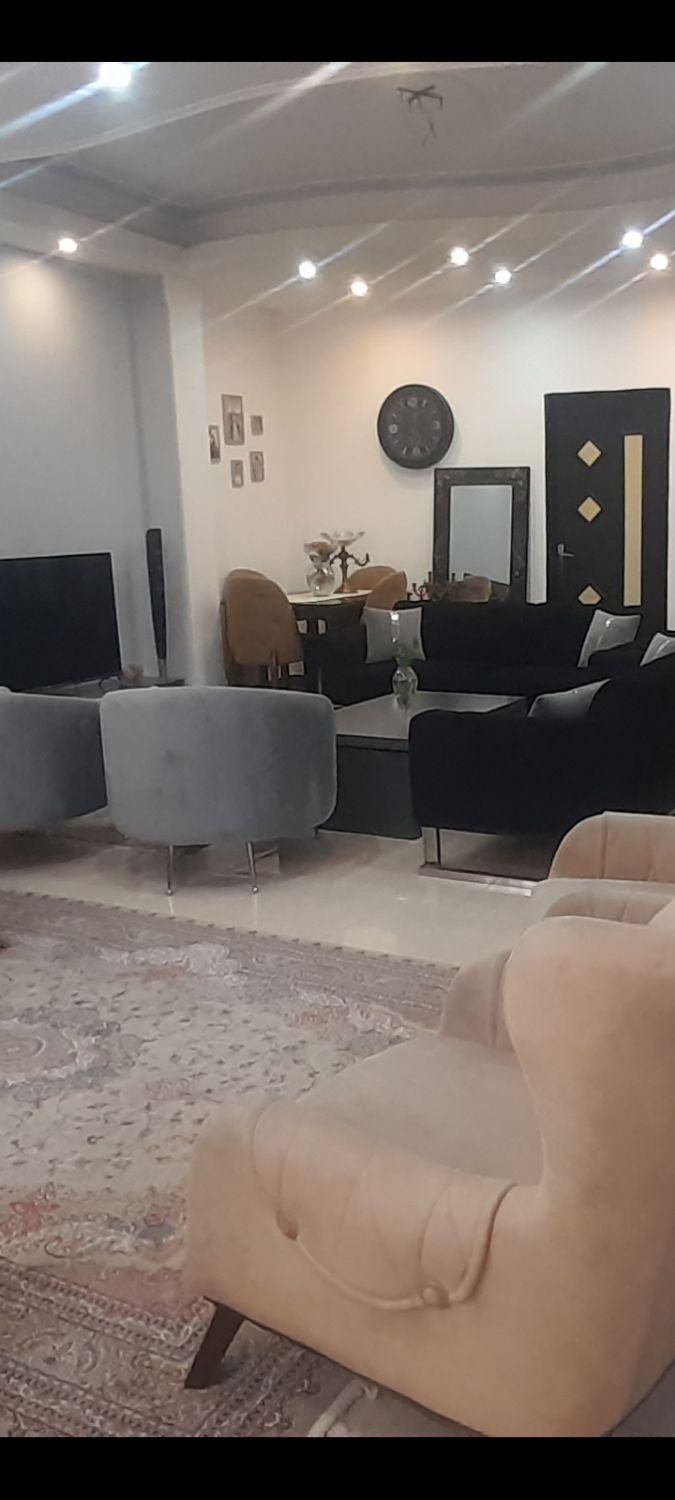 مبل|مبلمان خانگی و میز عسلی|رشت, جهاد|دیوار