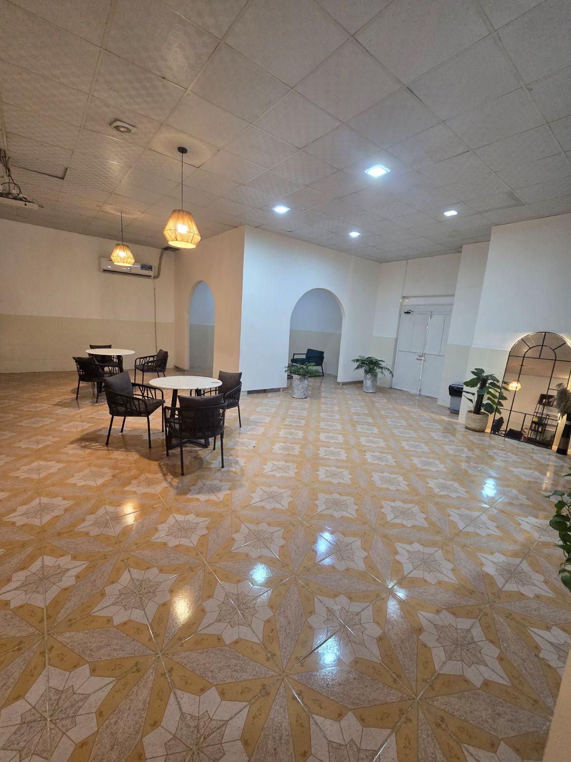 فروش سالن چندمنطوره/سه راهی|فروش دفتر صنعتی، کشاورزی، تجاری|دوگنبدان, |دیوار