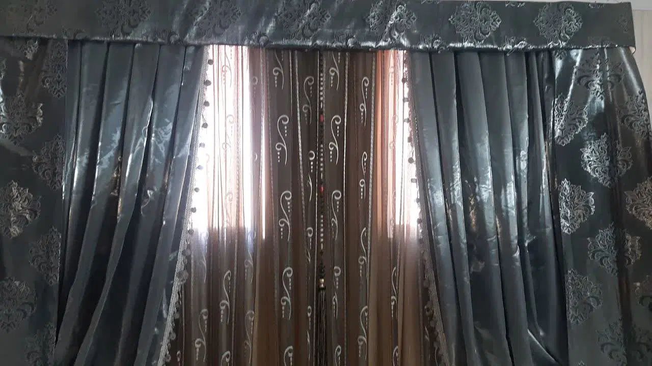 پرده دست دوم|پرده، رانر، رومیزی|اصفهان, گلزار|دیوار