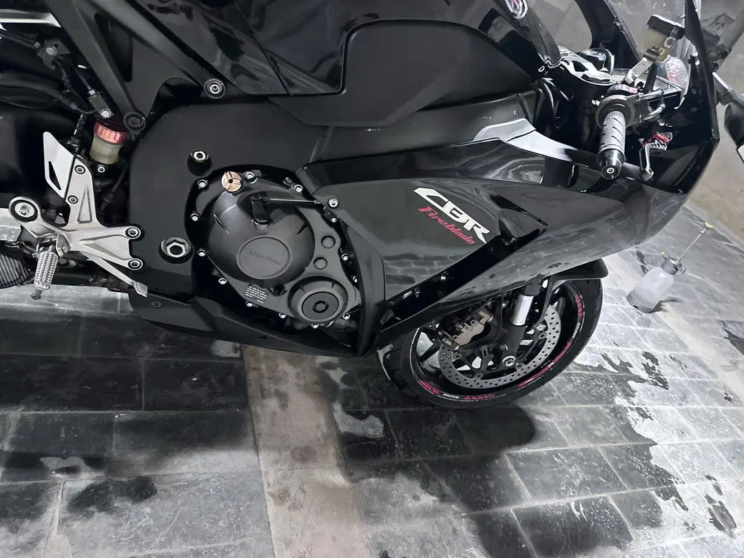 Cbr 1000 2016 abs|موتورسیکلت|تهران, پاسداران|دیوار