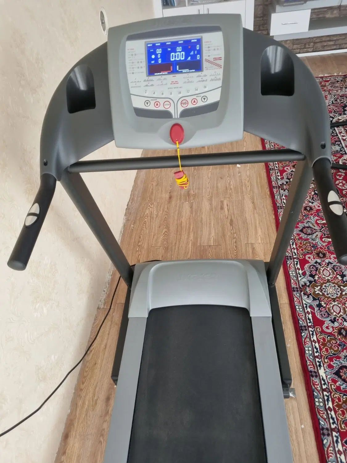 تردمیل ساخت تایوان بسیار کم کار|تجهیزات ورزشی|مشهد, سناباد|دیوار