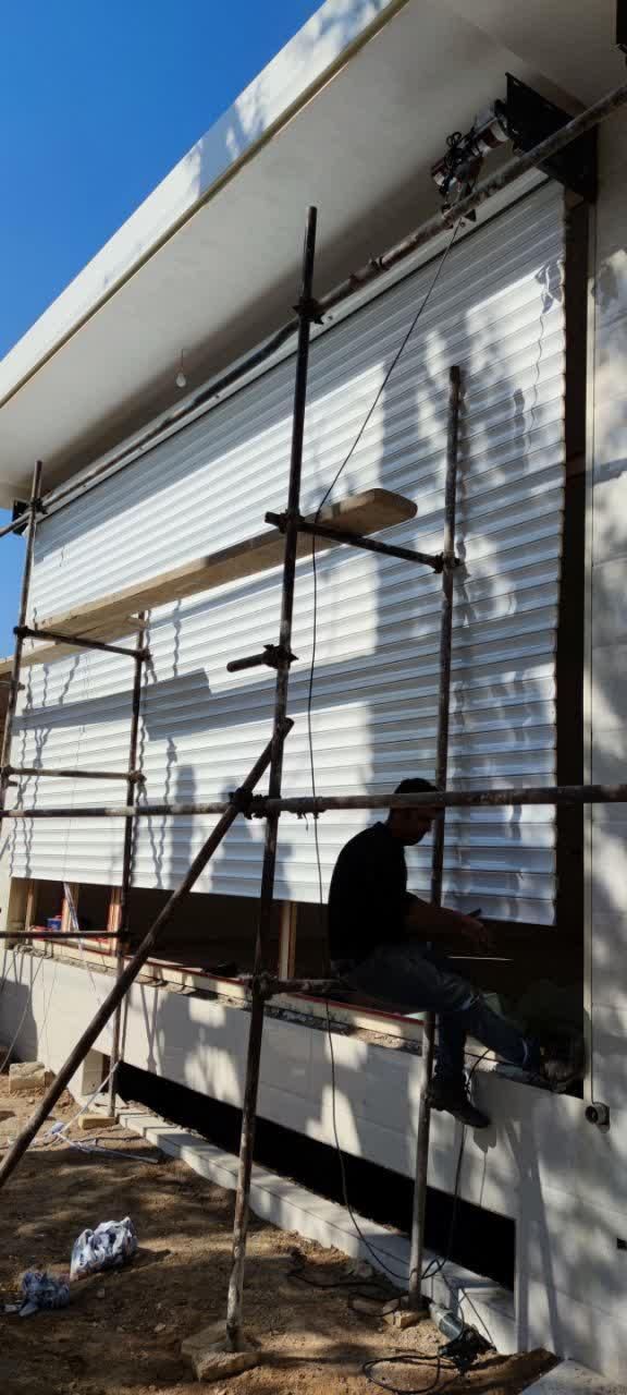 تعمیر ونصب دوربین و درب کرکره و جک پارکینگ و برق|خدمات پیشه و مهارت|یزد, |دیوار