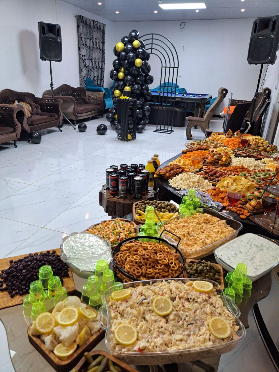 اجاره روزانه/هفتگی ویلا ۷۰۰ متری در گلدشت اصفهان|اجارهٔ کوتاه‌مدت ویلا و باغ|خمینی‌شهر, |دیوار