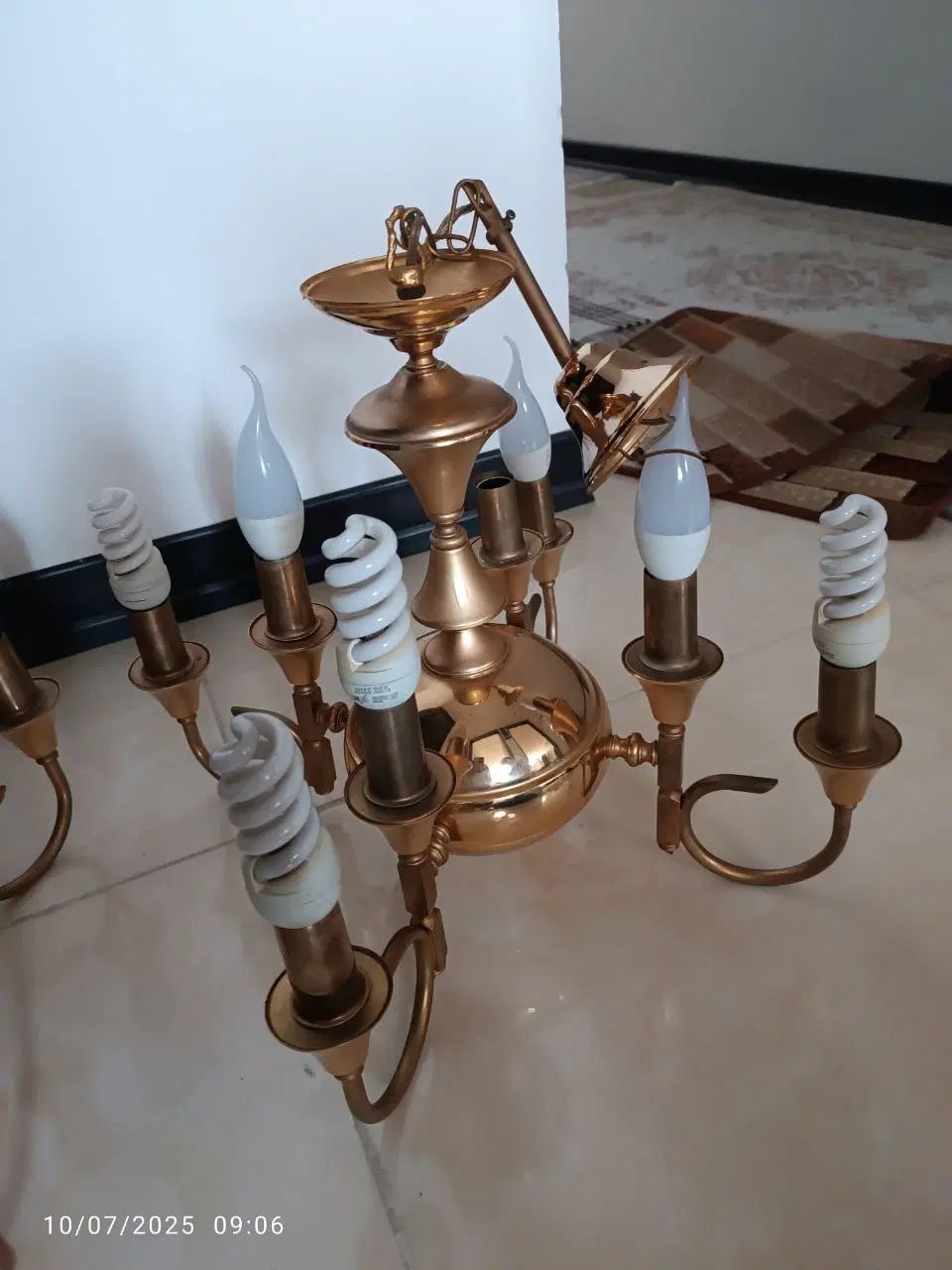 لوستر|لوستر و چراغ آویز|اصفهان, بهارستان|دیوار