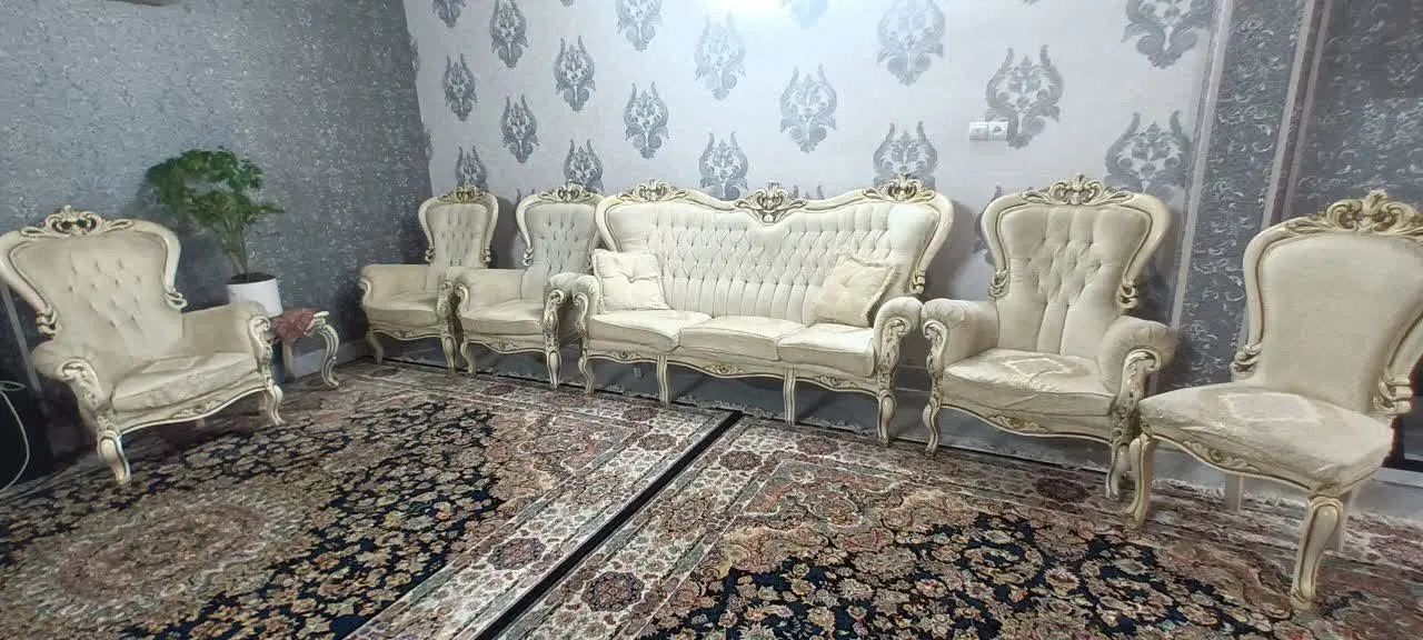 مبل ۹ نفره همراه با میز|مبلمان خانگی و میز عسلی|مشهد, کوی المهدی|دیوار