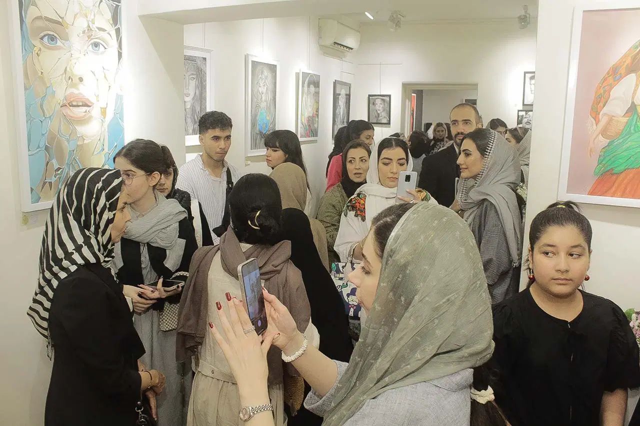 نمایشگاه نقاشی گروهی رامبرانت|گردهمایی و همایش|تهران, مطهری|دیوار