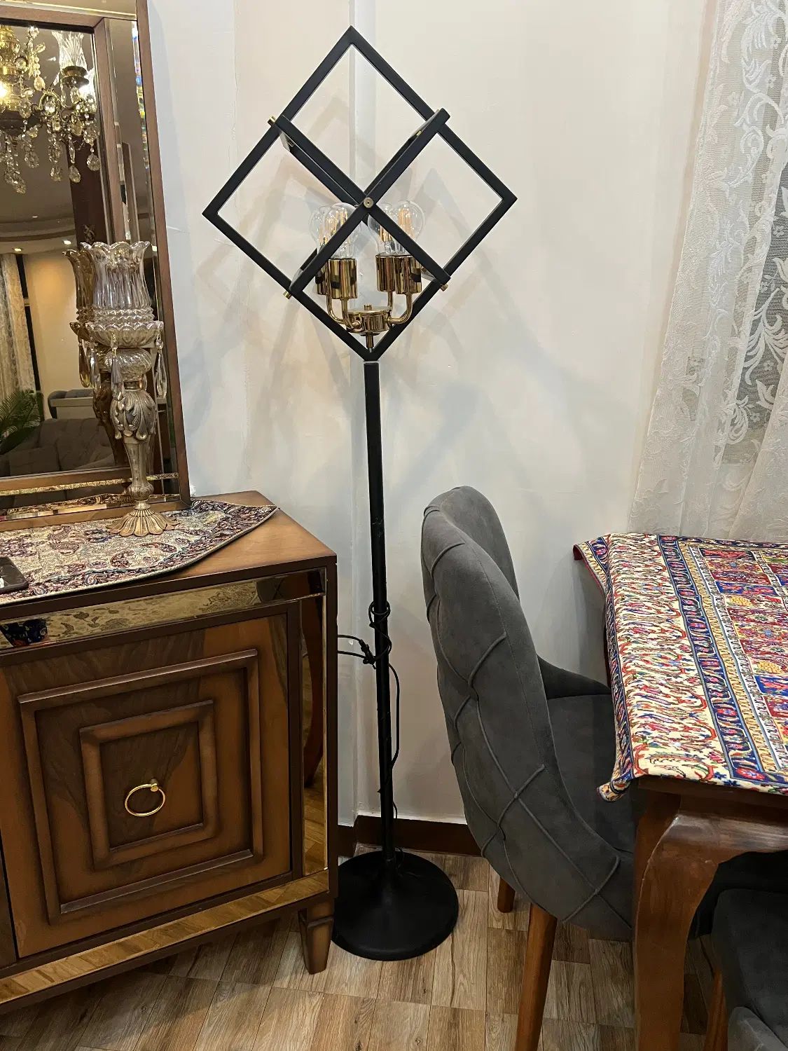 مبل راحتی مخمل کوبیده بدون عسلی اباژور جدا|مبلمان خانگی و میز عسلی|اراک, |دیوار
