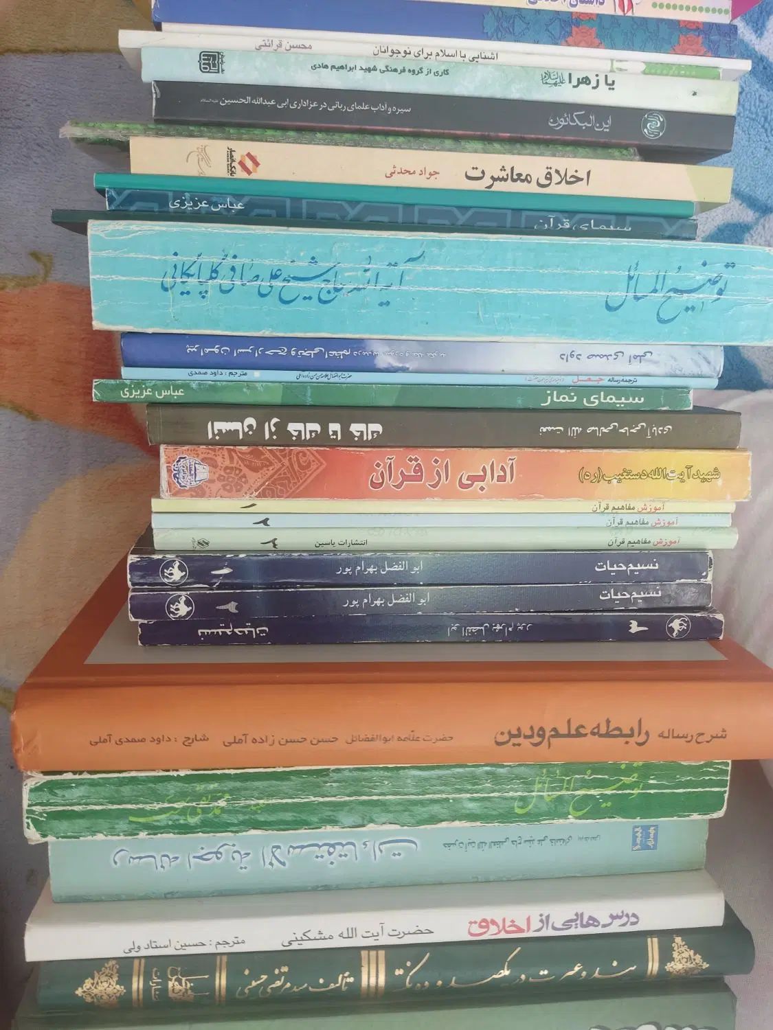 کتابهای مختلف|کتاب و مجله آموزشی|کرج, کوی امامیه|دیوار