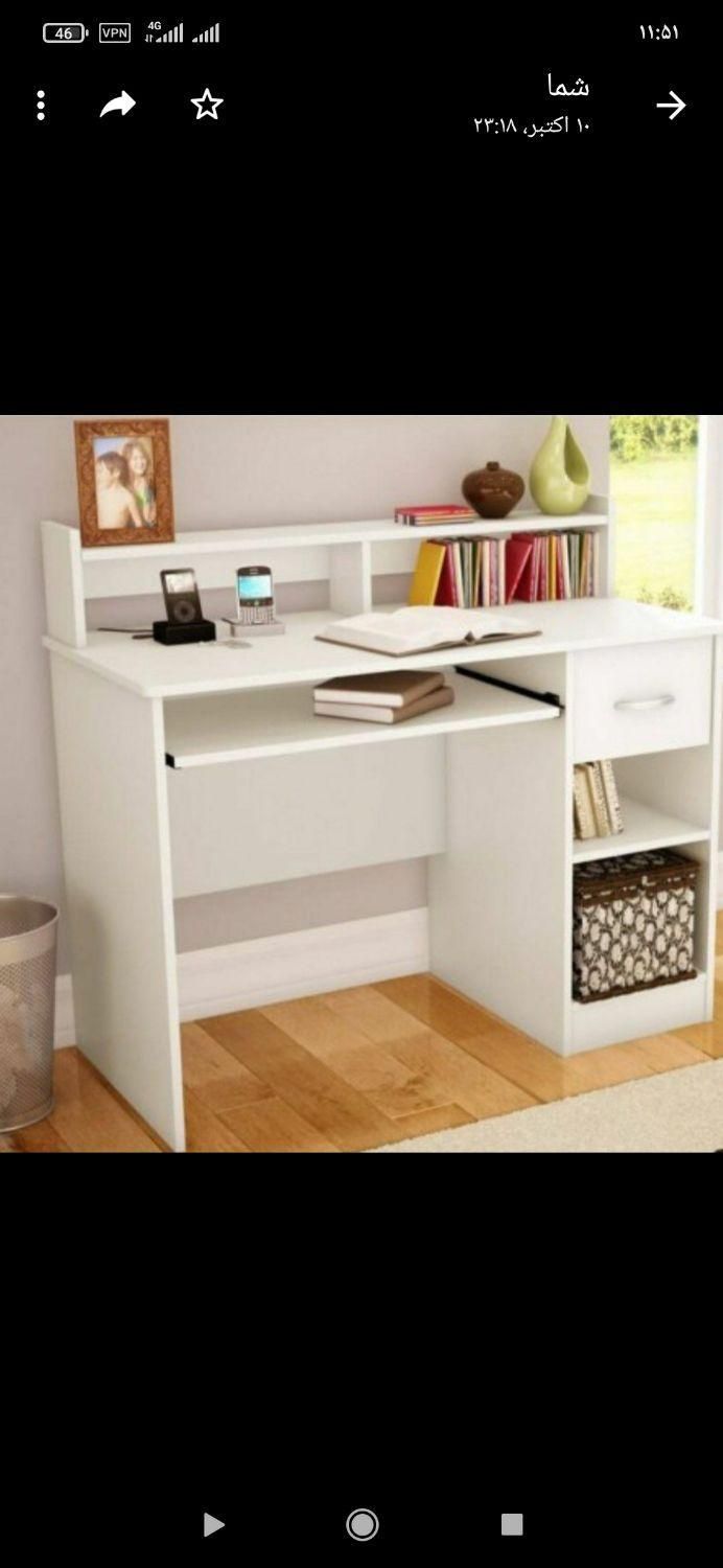 میز تحریر و کامپیوتر.|میز تحریر و کامپیوتر|اراک, |دیوار