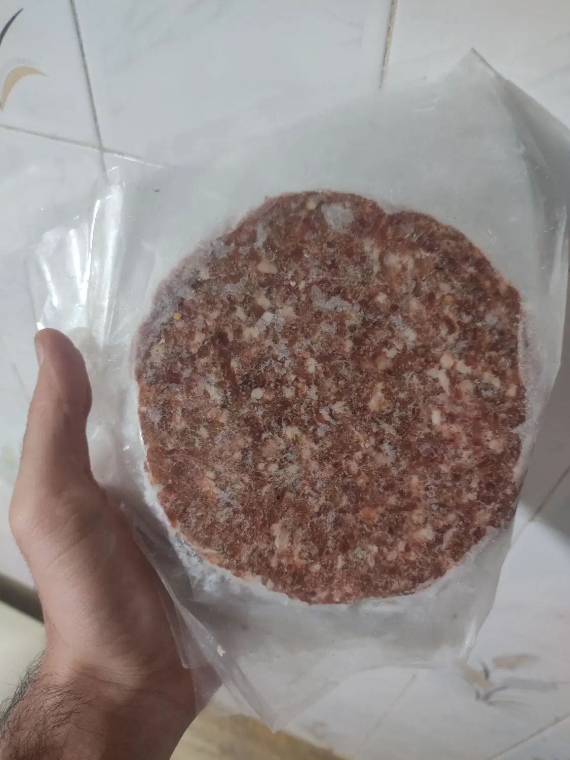 همبرگر خام خوشمزه ۱۰۰٪ گوشت خالص بدون سویا|خوردنی و آشامیدنی|رشت, منظریه|دیوار