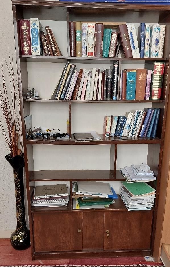 فروش کتابخانه چوبی جادار و محکم|کتابخانه، شلف، قفسه‌های دیواری|تهران, پیروزی|دیوار
