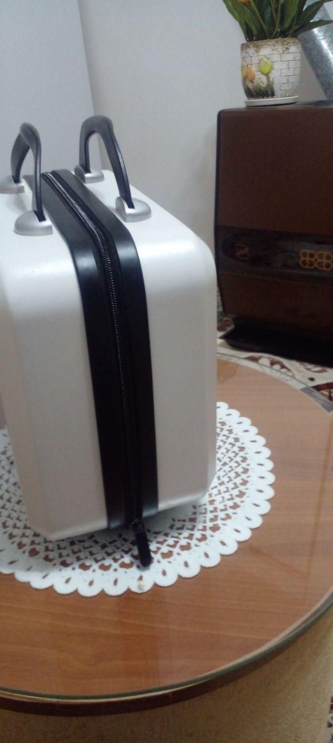 چمدون دخترونه. کیتی.   نو|اسباب و اثاث بچه|رشت, منظریه|دیوار