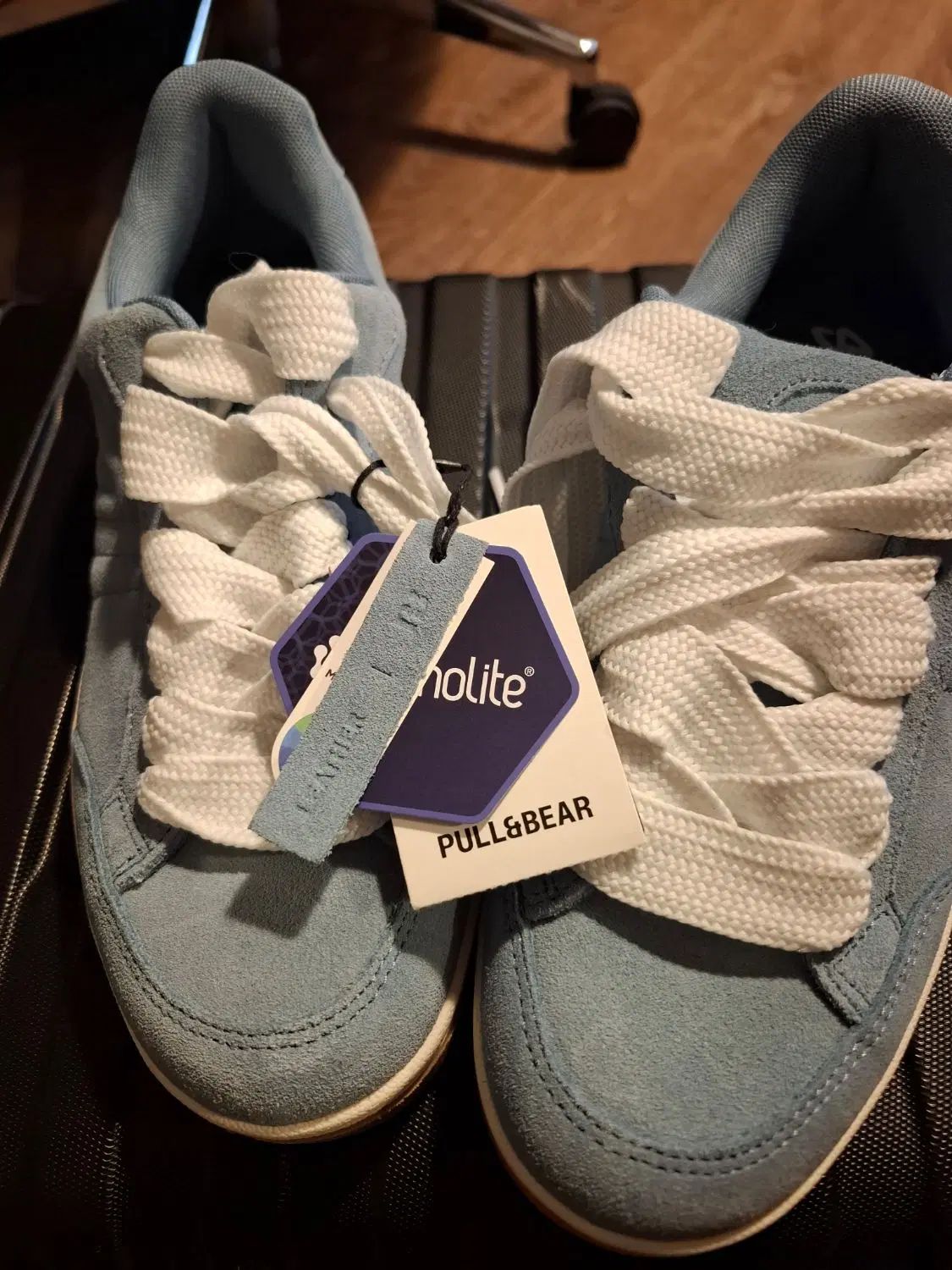 کتونی pull&bear و bershka اطریشی|کیف، کفش، کمربند|تهران, سید خندان (جلفا)|دیوار