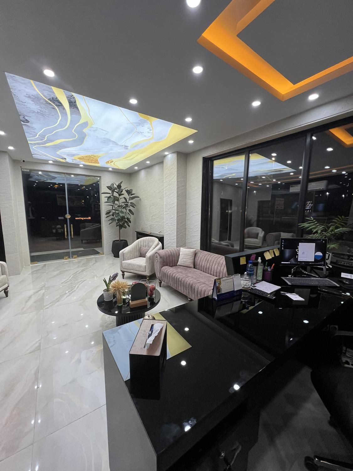 اجاره هتل ساحلی واحد ۲ خواب بندرانزلی ویو دریا|اجارهٔ کوتاهمدت آپارتمان و سوئیت|بندر انزلی, اطبا|دیوار