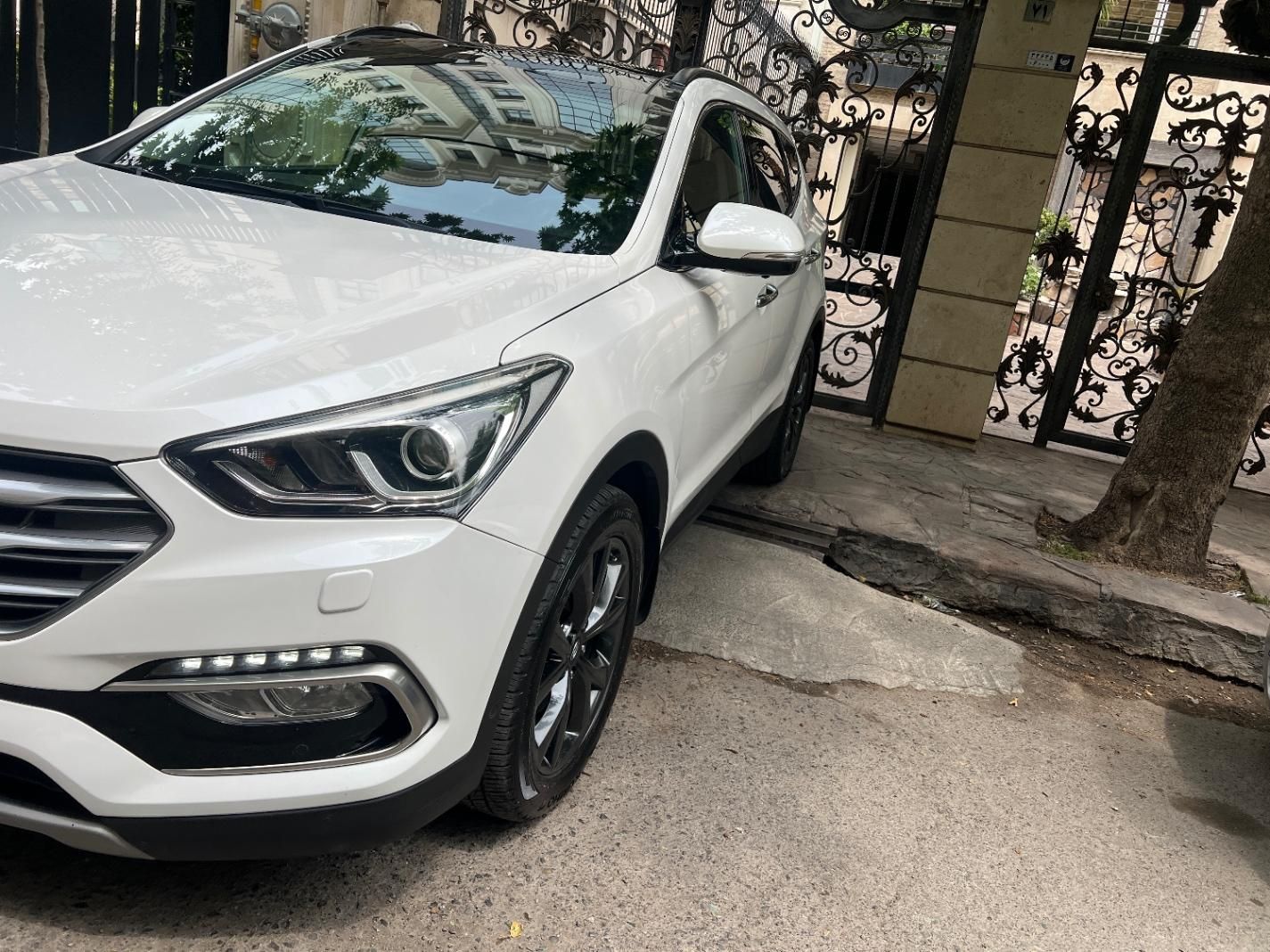 هیوندای سانتافه ix 45 2400cc، مدل ۲۰۱۶|خودرو سواری و وانت|تهران, پاسداران|دیوار