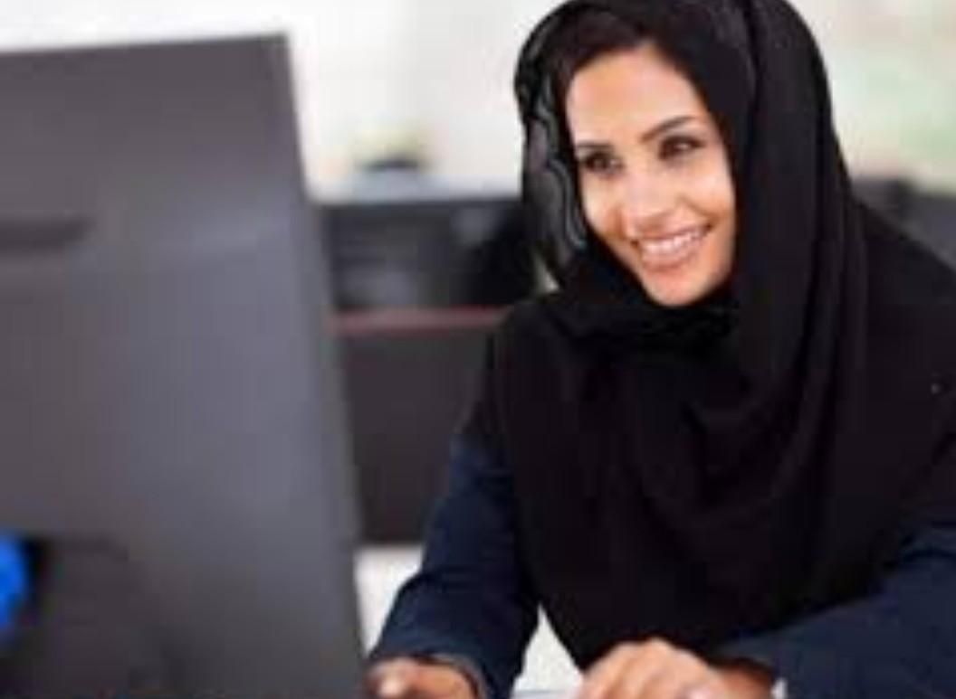 استخدام کارمند فروش و منشی تلفنی خانم|استخدام اداری و مدیریت|تهران, صادقیه|دیوار