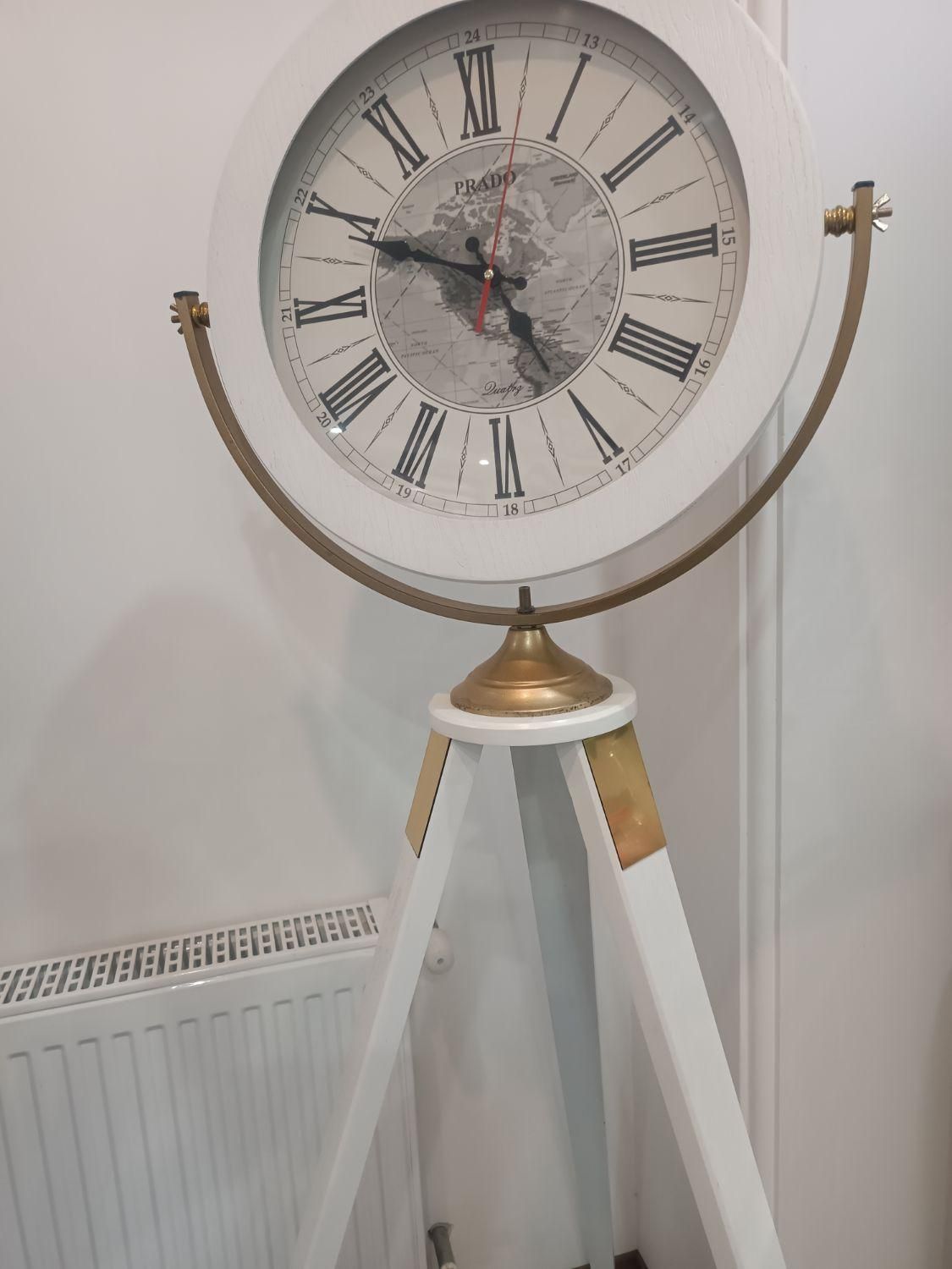 ساعت|ساعت دیواری و تزئینی|قم, مسجد امام حسن|دیوار