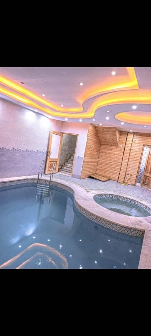 اجاره باغ ویلا استخر ابگرم با جکوزی و بیلیارد|اجارهٔ کوتاه‌مدت ویلا و باغ|مشهد, اقبال|دیوار