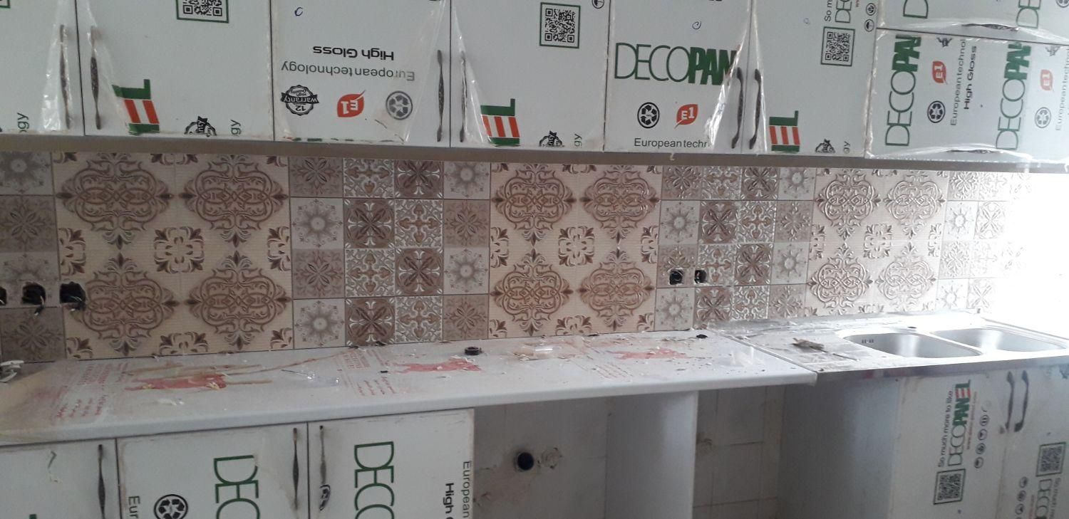 کاشیکار کاشی کاری بین کابینت بین کابینتی سنگ کار|خدمات پیشه و مهارت|اندیشه, اندیشه فاز ۱|دیوار