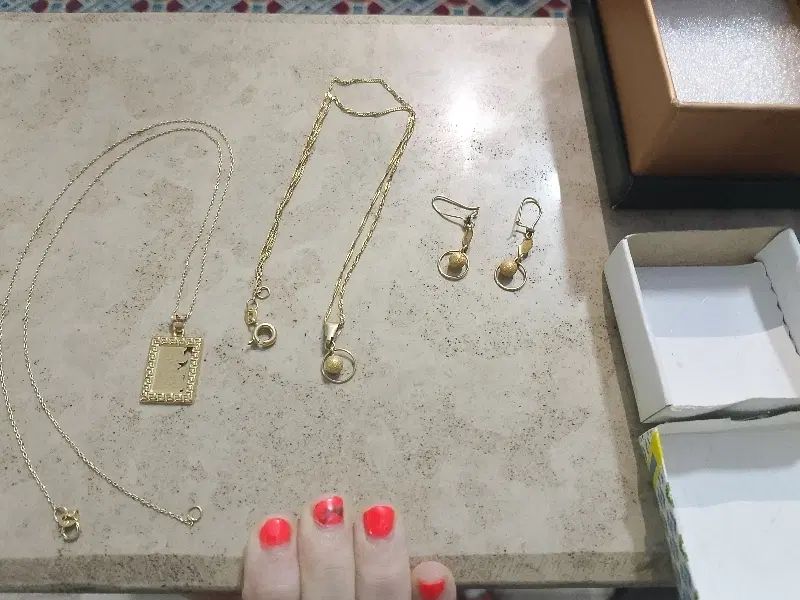 طلای دست دوم ۱۰گرم پنجاه هزار بالا تابلو|جواهرات|کرمان, |دیوار