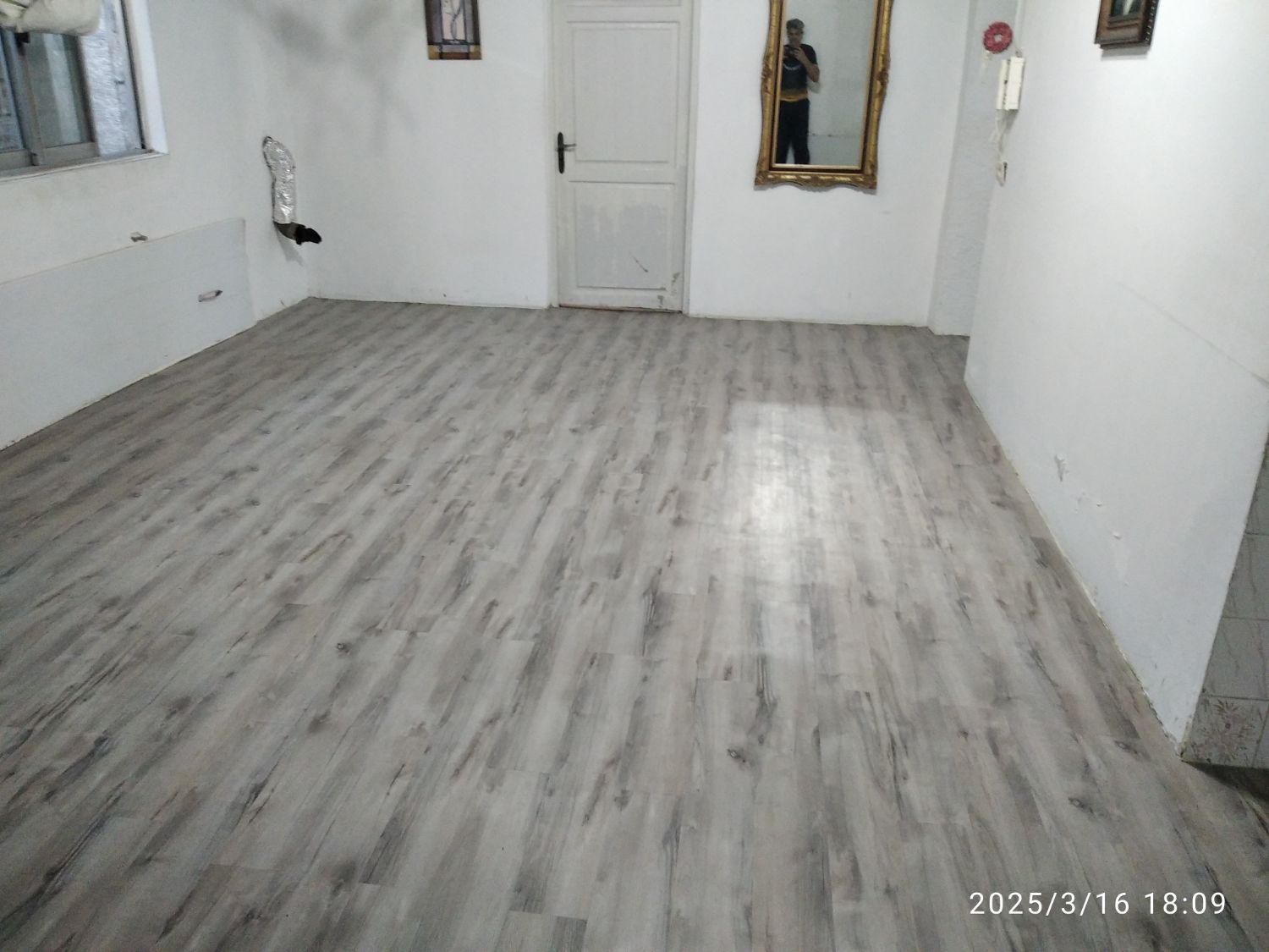 نصاب قرنیز و پارکت و کفپوش و دکوراسیون داخلی|خدمات پیشه و مهارت|بندر انزلی, کوی واحدی|دیوار