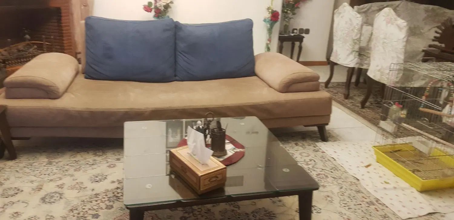 مبل دارای شش نفره و هشت نفره بصورت باز شده|مبلمان خانگی و میز عسلی|تهران, کامرانیه|دیوار
