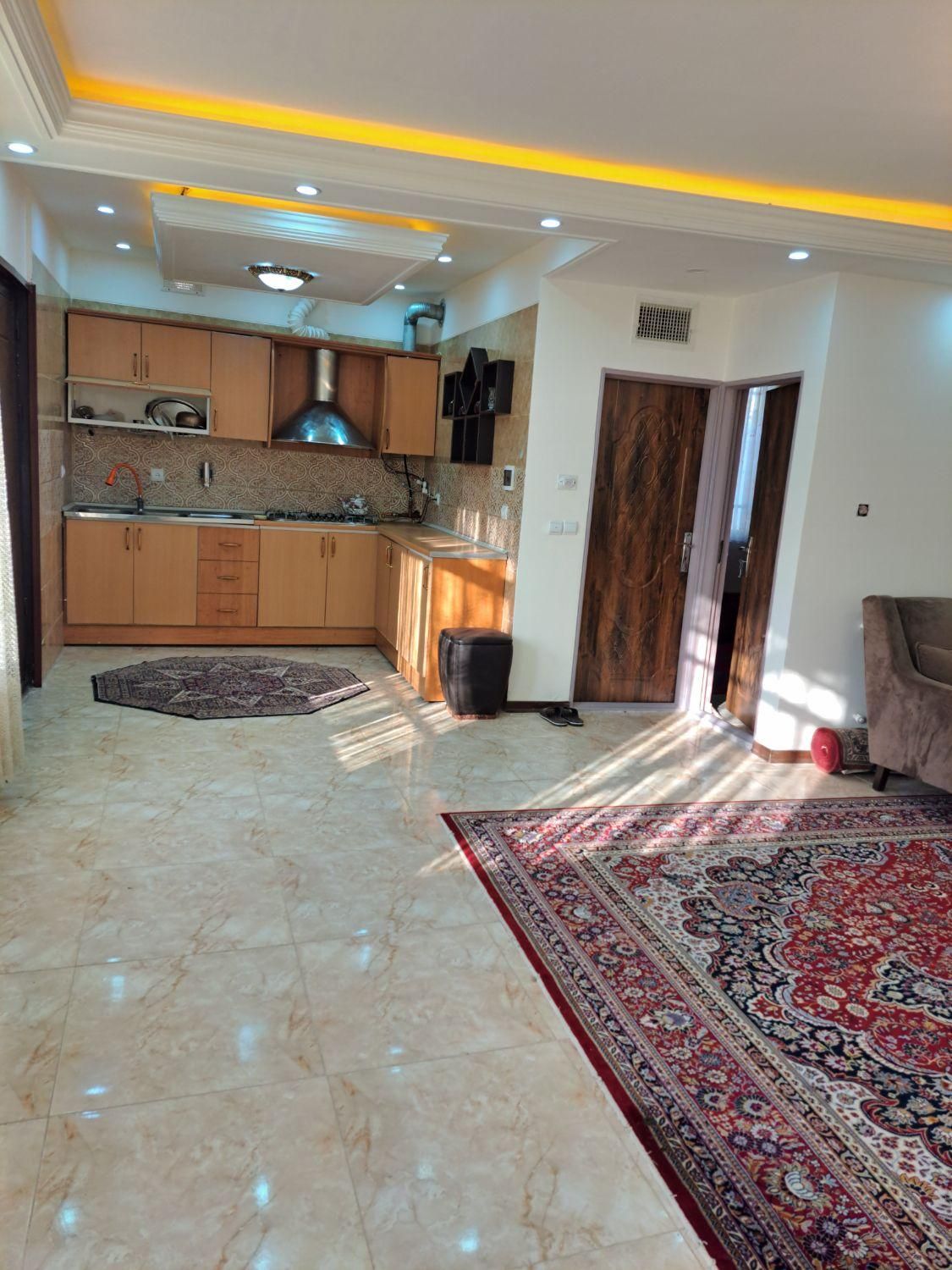 اجاره روزانه وسالانه ویلا وباغ بسیار شیک وتمیز|اجارهٔ کوتاهمدت ویلا و باغ|بومهن, |دیوار