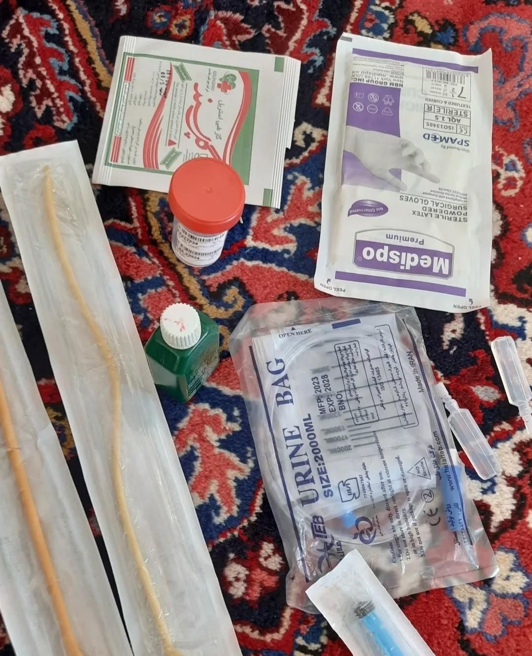 تزریقات و سرم تراپی و...در منزل به صورت ۲۴ساعته|خدمات آرایشگری و زیبایی|گرگان, |دیوار