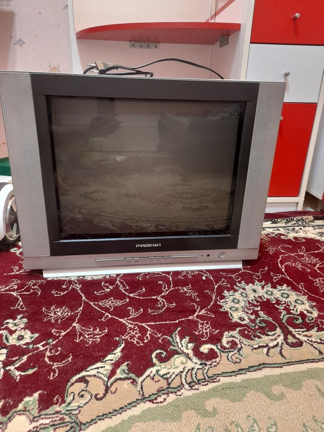 فروش فوری اثاث منزل ب دلیل کم جایی|حراج|سیرجان, |دیوار