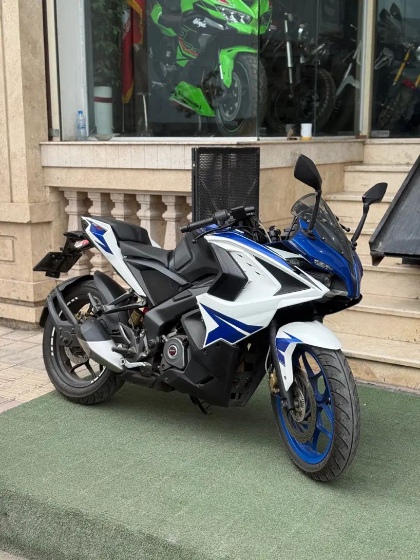 Rs200|موتورسیکلت|رشت, گلسار|دیوار