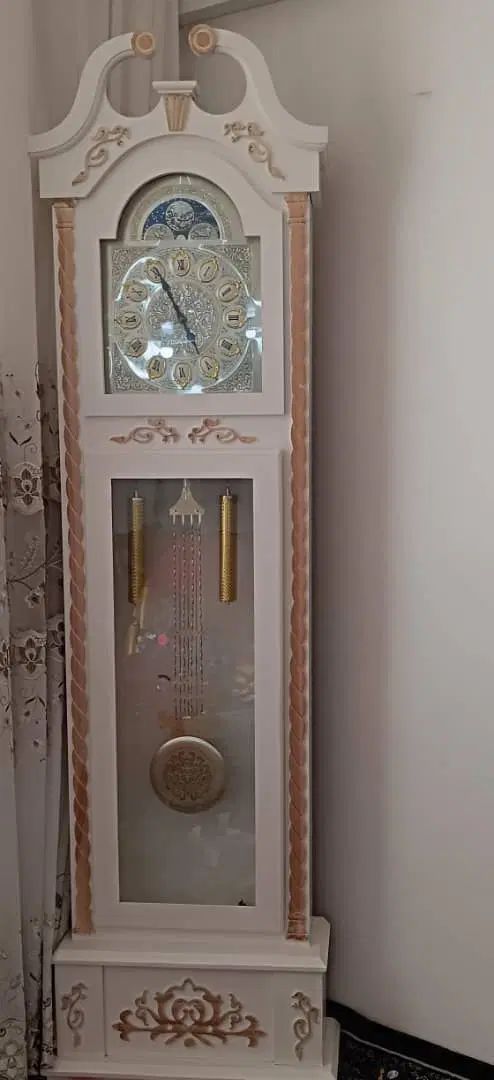 وسایل خانگی ،آینه وشمعدان ،زیر تلویزیون ،ساعت،بوفه|بوفه، ویترین، کنسول|ایوان, |دیوار