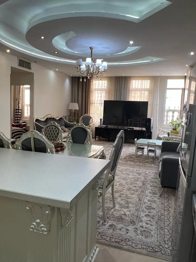 شهرک غرب ۱۳۰ متر+۲۰متر حیاط اختصاصی/۲ پارکینگ سندی|فروش آپارتمان|تهران, شهرک غرب|دیوار