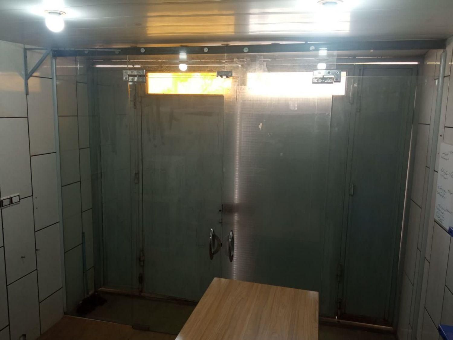 شیشه سکوریت|فروشگاه و مغازه|نجف‌آباد, فاز ۴ شهرک آزادگان|دیوار