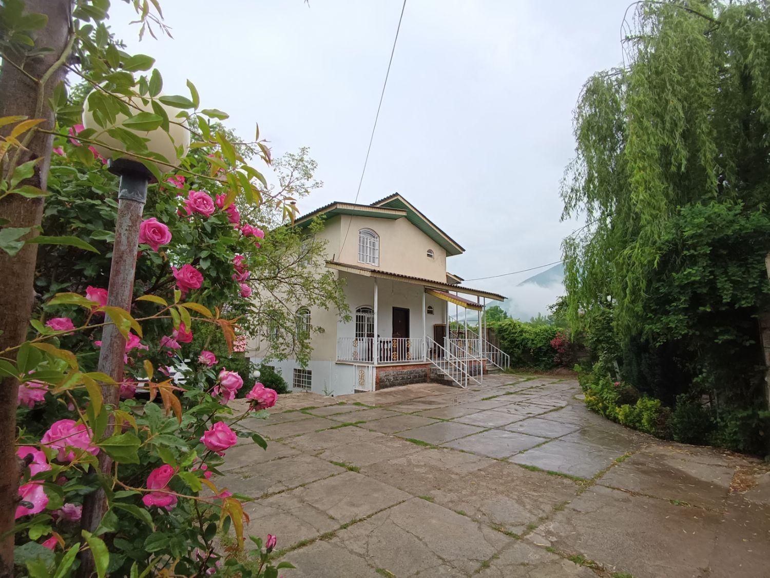 اجاره روزانه دربست ویلا دوبلکس سه خواب|اجارهٔ کوتاه‌مدت ویلا و باغ|کلاردشت, |دیوار