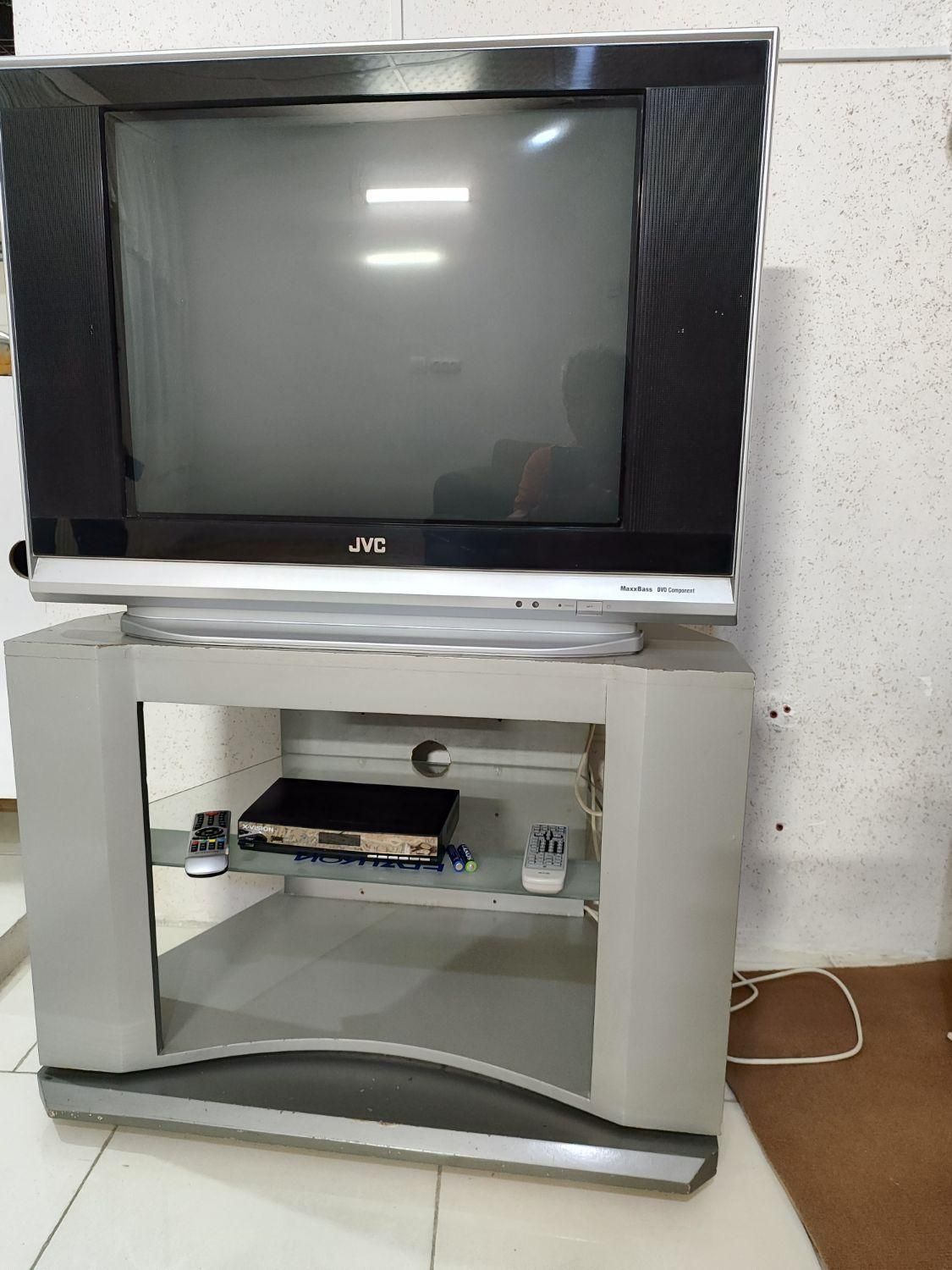 تلویزیون ۲۹ اینچ جی می سی ژاپن  و میز و گیرنده|تلویزیون و پروژکتور|محمدیه-قزوین, |دیوار