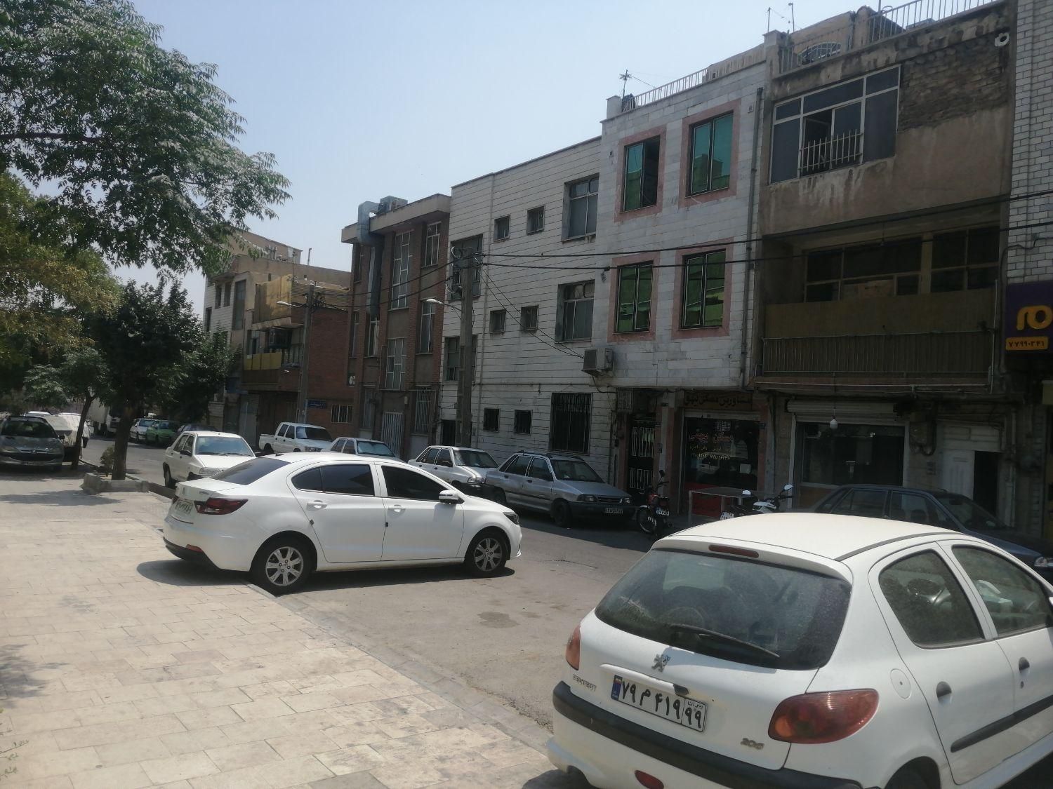 تجاری 12.5 متر بر خیابان اصلی مناسب هر شغلی|فروش مغازه و غرفه|تهران, سبلان (لشگر)|دیوار