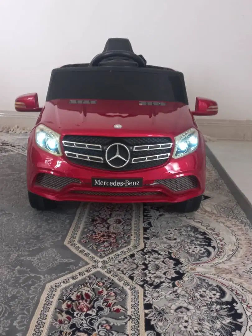 ماشین شارژی نو نو اصلا استفاده نشده مناسب سیسمونی|اسباب‌بازی بچه|شاهین‌شهر, گرگاب|دیوار
