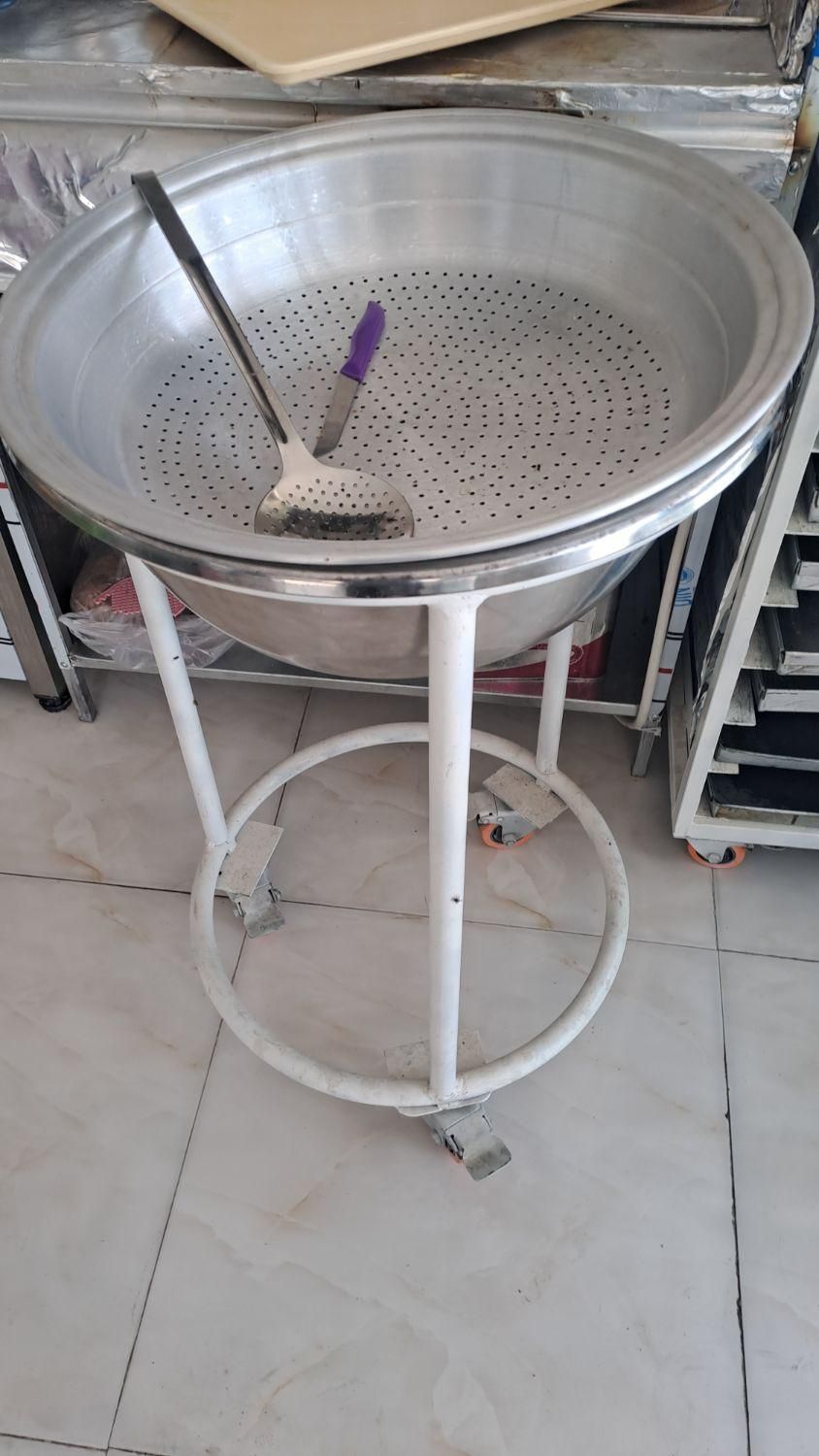 ویترین خشک شیرینی|کافیشاپ و رستوران|ری, سرتخت|دیوار