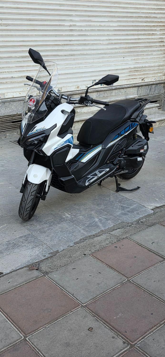 موتور ویسته کی وی XDV KEEVAY 250cc نیکران|موتورسیکلت|تهران, گیشا (کوی نصر)|دیوار