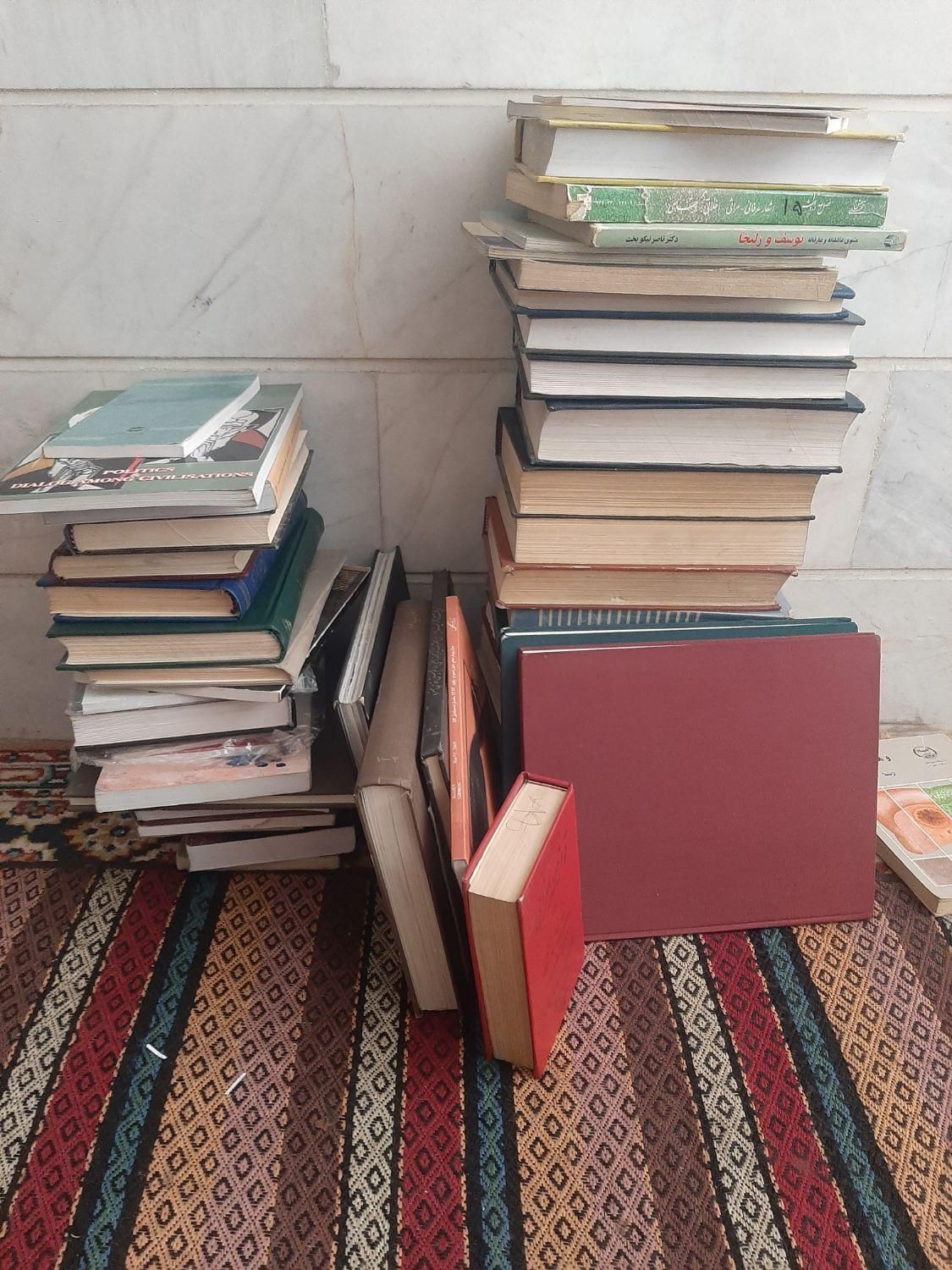 فروشی|کتاب و مجله تاریخی|تهران, شهرک شریعتی|دیوار