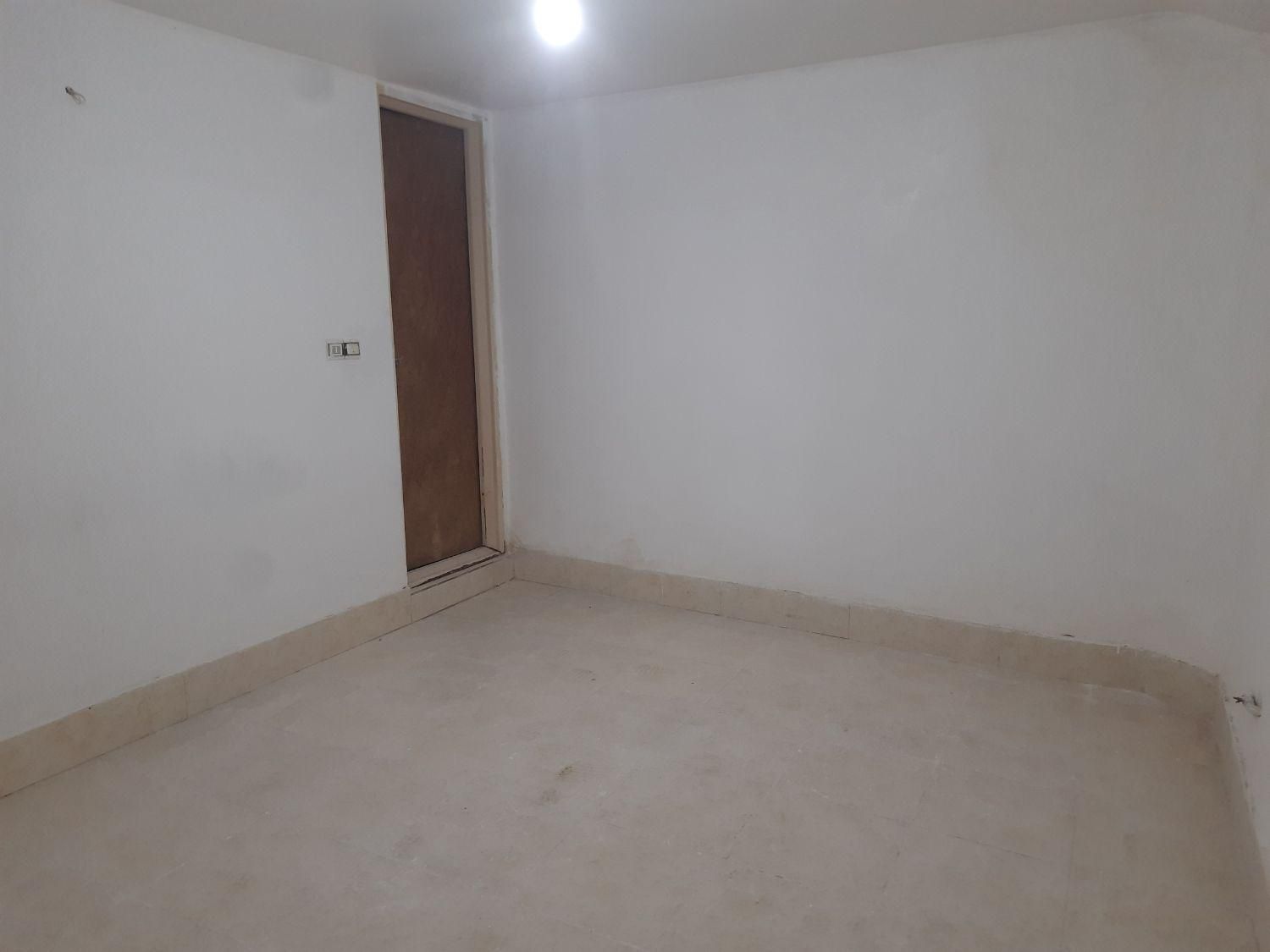 فروش استثنایی و شرایطی واحد همکف با حیاط مستقل|فروش آپارتمان|مهدی شهر, |دیوار