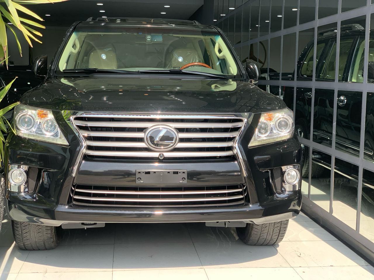 لکسوس Lx 570 مدل ۲۰۱۳|خودرو سواری و وانت|تهران, سعادت‌آباد|دیوار