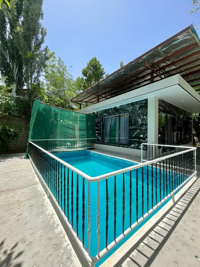 اجاره ویلا باغ بهادران.باغبهادران|اجارهٔ کوتاه‌مدت ویلا و باغ|اصفهان, باغ دریاچه|دیوار