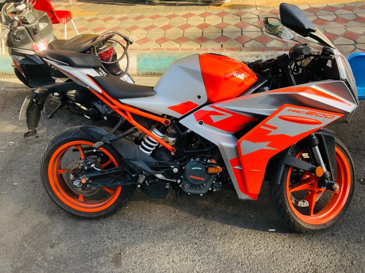 ktm rc200|موتورسیکلت|تهران, قلهک|دیوار
