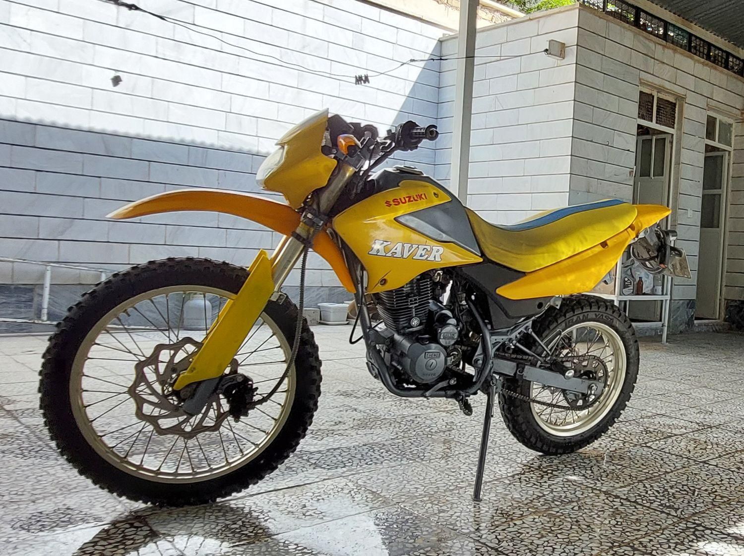 موتور رادیسون  ۲۰۰|موتورسیکلت|خرم‌آباد, |دیوار