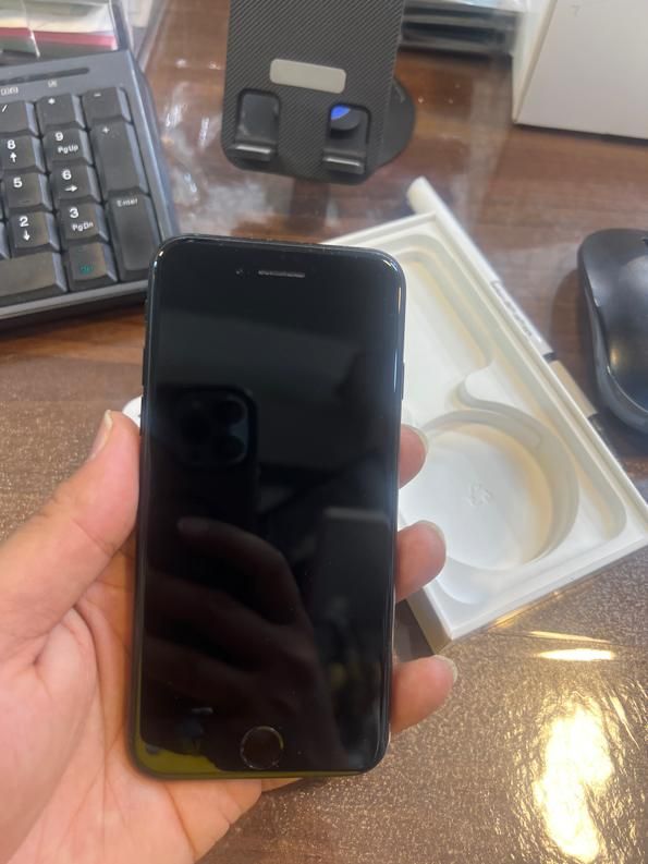 اپل iPhone SE (2022) با حافظهٔ ۱۲۸ گیگابایت|موبایل|مشهد, کوشش|دیوار