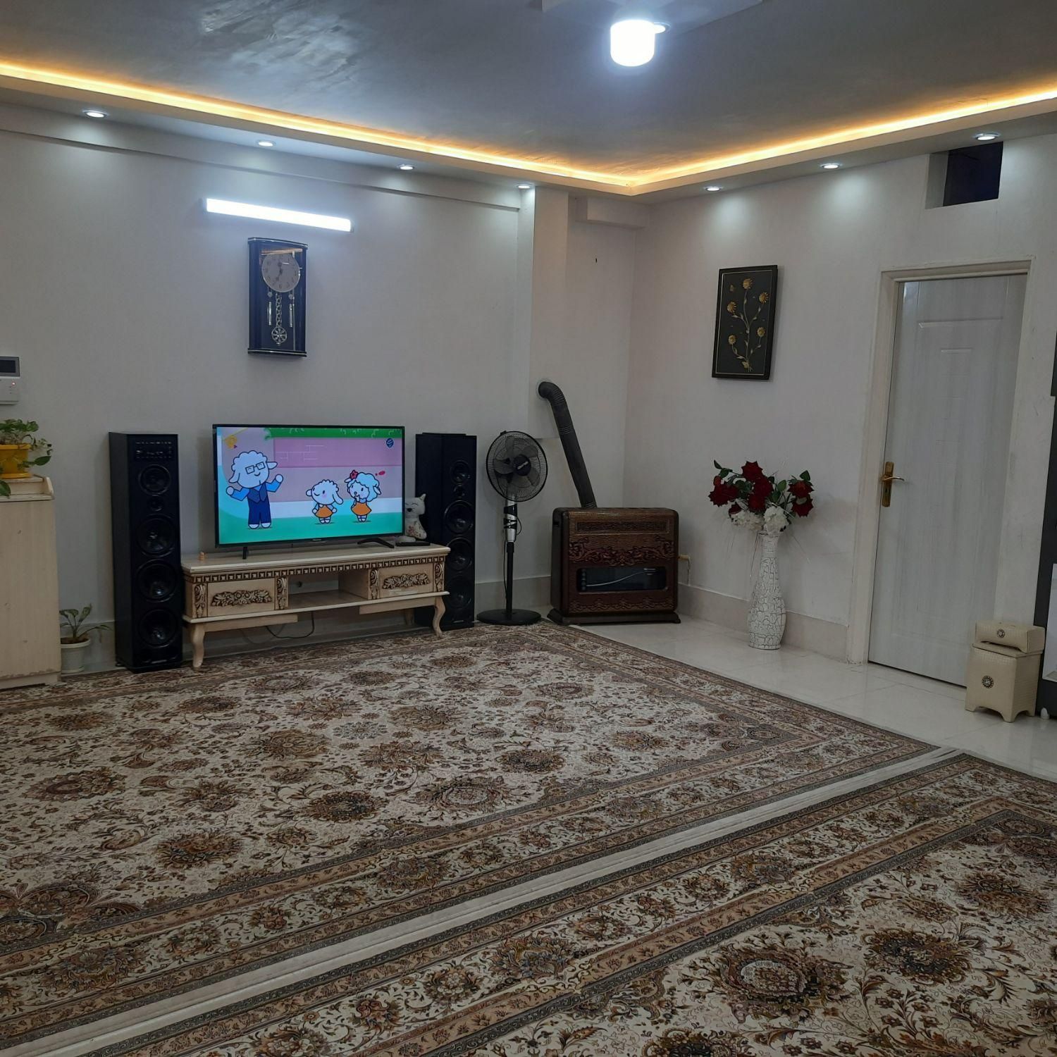 آپارتمان همکف راه جدا|فروش آپارتمان|مشهد, گرجی علیا|دیوار